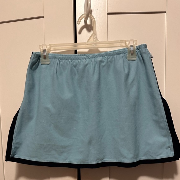 Nike Pants - NIKE Powder Blue‎ with Navy Trim Elastic Waist Pull On Tennis Skort size M 8-10